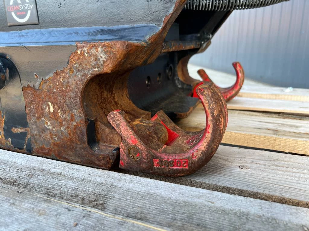 OilQuick 2021 - OQ65 - 311F / 313F / 315F immagine 10