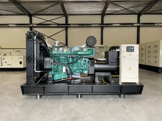 Volvo 2026 - TWD1644GE - 715 kVA Generator - DPX-18884.1-O à venda