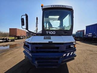 Terberg RT 282 | 4X4 |TURNING CHAIR| AUTOMATIC GEAR|25885 HOURS. 2008 - N/A obrazek 8