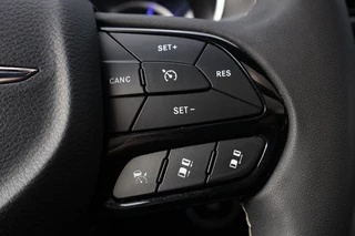 Chrysler Pacifica 2023 - 3.6i V6 Hybrid LIMITED S PHEV 7 - Persoons / Plug In Hybrid afbeelding 39