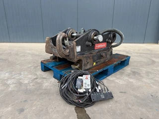 OilQuick - OQ80 - M318D / M320F / M322D / 320D / 320E / 323D for sale