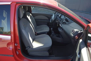 Renault Twingo 2011 - 1.2-16V Collection Airco 75PK image 6