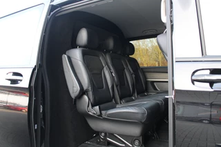 Mercedes-Benz V-Class 2024 - 300d - Avantgarde - DC - 4-matic - 360 Cam - Multibeam - Elektrische schuifdeuren - Digitale spiegel - Volle auto - Rijklaar obrazek 12