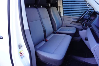 Volkswagen Transporter 2023 - 150pk Automaat L2H1 Navigatie Camera Parkeersensoren Apple carplay image 3 thumbnail