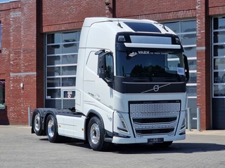 Volvo FH 2022 - 13.500 Globetrotter XL - Retarder - Full air - I parkcool - Leather - Alloy te koop
