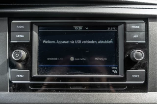 Volkswagen Transporter 2020 - T6.1 2.0 TDI L2H1 | 150 PK | Cruise | Airco | Trekhaak afbeelding 19