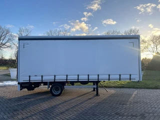 Veldhuizen N/A 2009 - BE OPLEGGER 5.5 TON SCHUIFZEILEN 750 KG LAADKLEP image 1