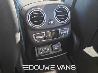 Mercedes-Benz E-Class 2019 - 300e Head Up Exclusive Memory Burmester Panorama Hybrid obrazek 34