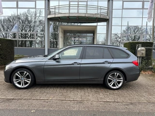 BMW 3 Series 2013 - Touring 328i Executive aut sportline 245 pk M stuur 18 inch imagen 2
