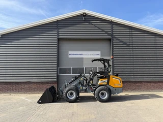 Giant G2700 X-TRA HD + minishovel prijs vriendelijk €725 LEASE 2026 afbeelding 2 miniatuur