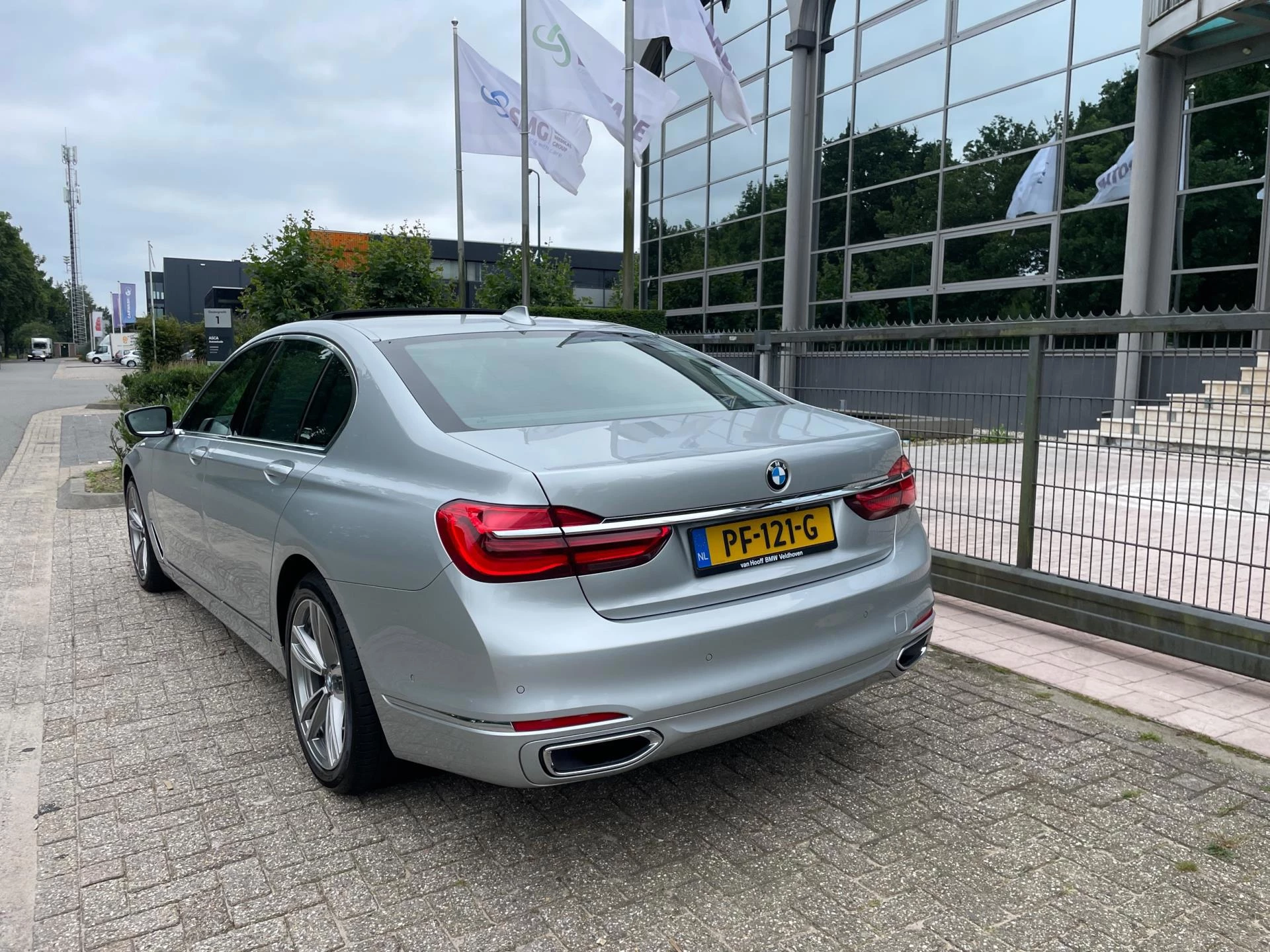 BMW 7 Serie 2016 - 740d xDrive High Executive aut ,schuifd./ trekhaak afbeelding 3