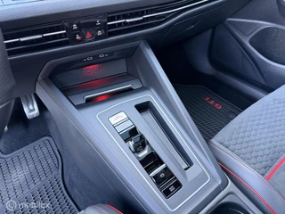 Volkswagen Golf 2022 - 8 2.0 TSI GTI DSG Clubsport 300 PK Navi Pano image 17
