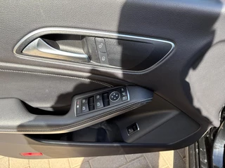 Mercedes-Benz CLA 2015 - 200 obrazek 18
