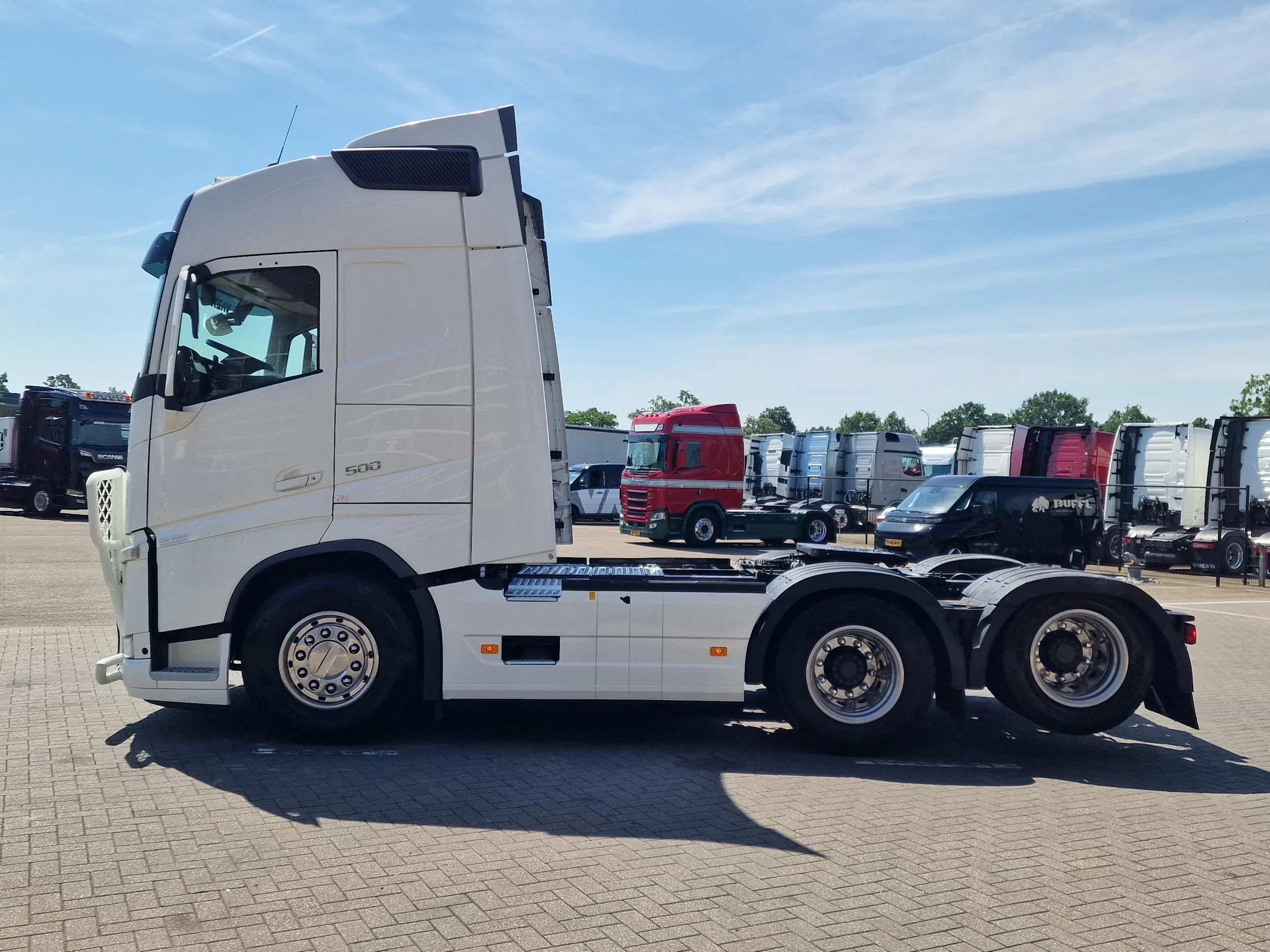 Volvo FH 2019 - 13.500 Globetrotter 6x2 - Retarder - Full air - 3.20 WB - Low KM - Bild 4