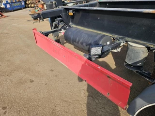 Fliegl SDS 350| LOWLOADER 20 FOOT CONTAINER CHASSIS |  BPW DRUM. 2005 - N/A image 32