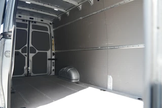Volkswagen Crafter 2024 - 35 2.0 TDI L4H3 140pk Automaat - ACC - LED - Geveerde Stoel - Carplay - Camera - Betimmering - Rijklaar obrazek 43