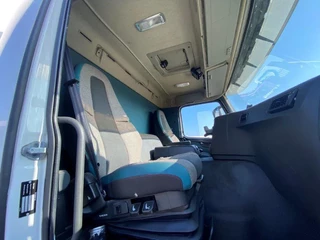 Volvo FM4-420 2015 - / COMPLETE COOL+FREEZE COMBI / CHEREAU / THROUGH-LOADING SYSTEM / 2XPLATFORM DHOLLANDIA / FREEZING LOCK / AUTOMATIC / EURO-6 / 2015 obrazek 42