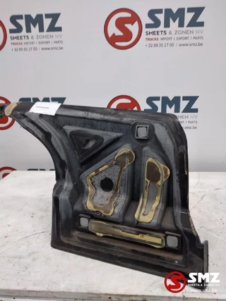 Iveco N/A 2007 - Occ set steunen cabinespoilers Iveco zdjecie 2