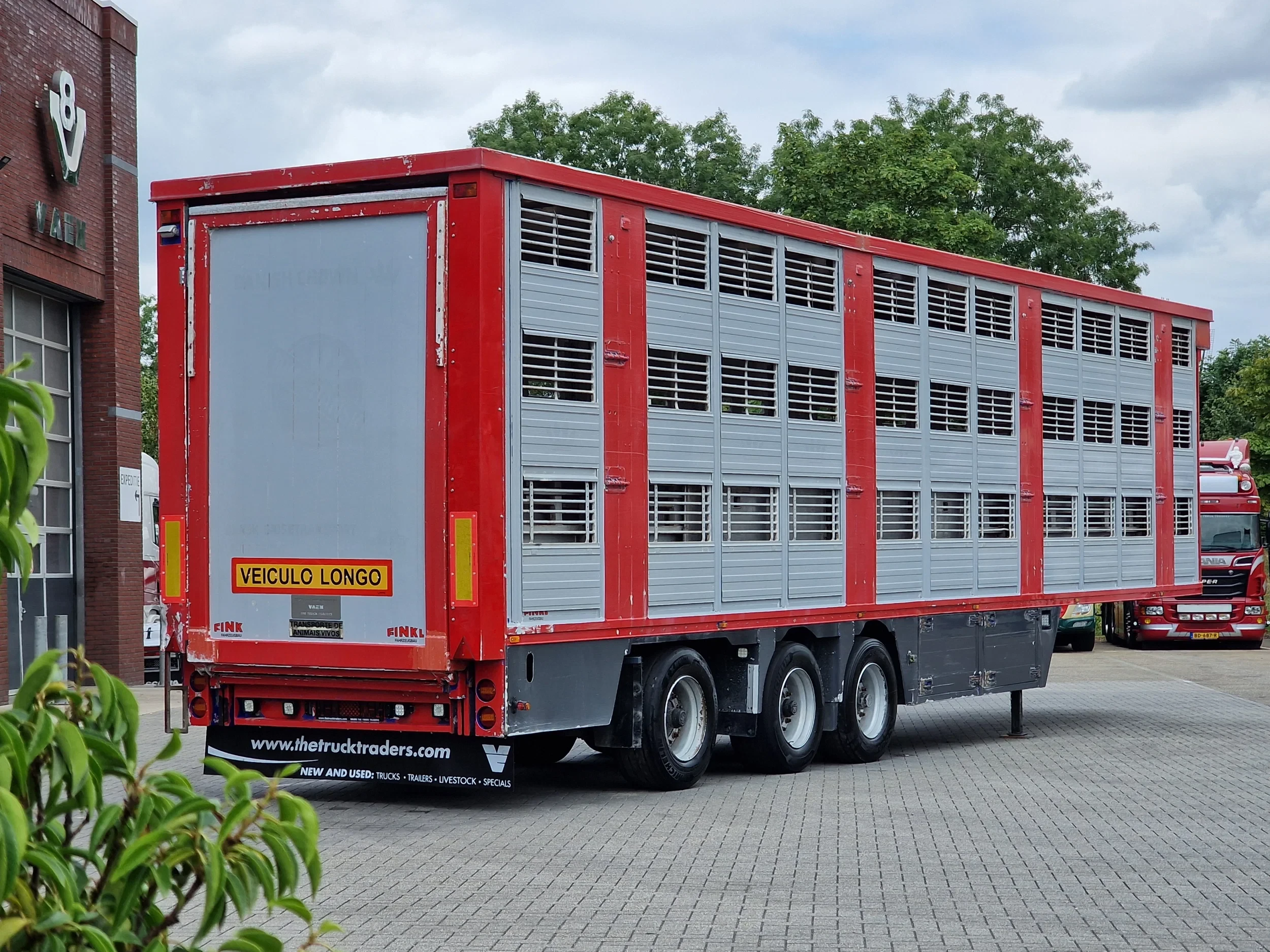 Finkl 2006 - 3 deck - lift- water - vans - steering axle afbeelding 13