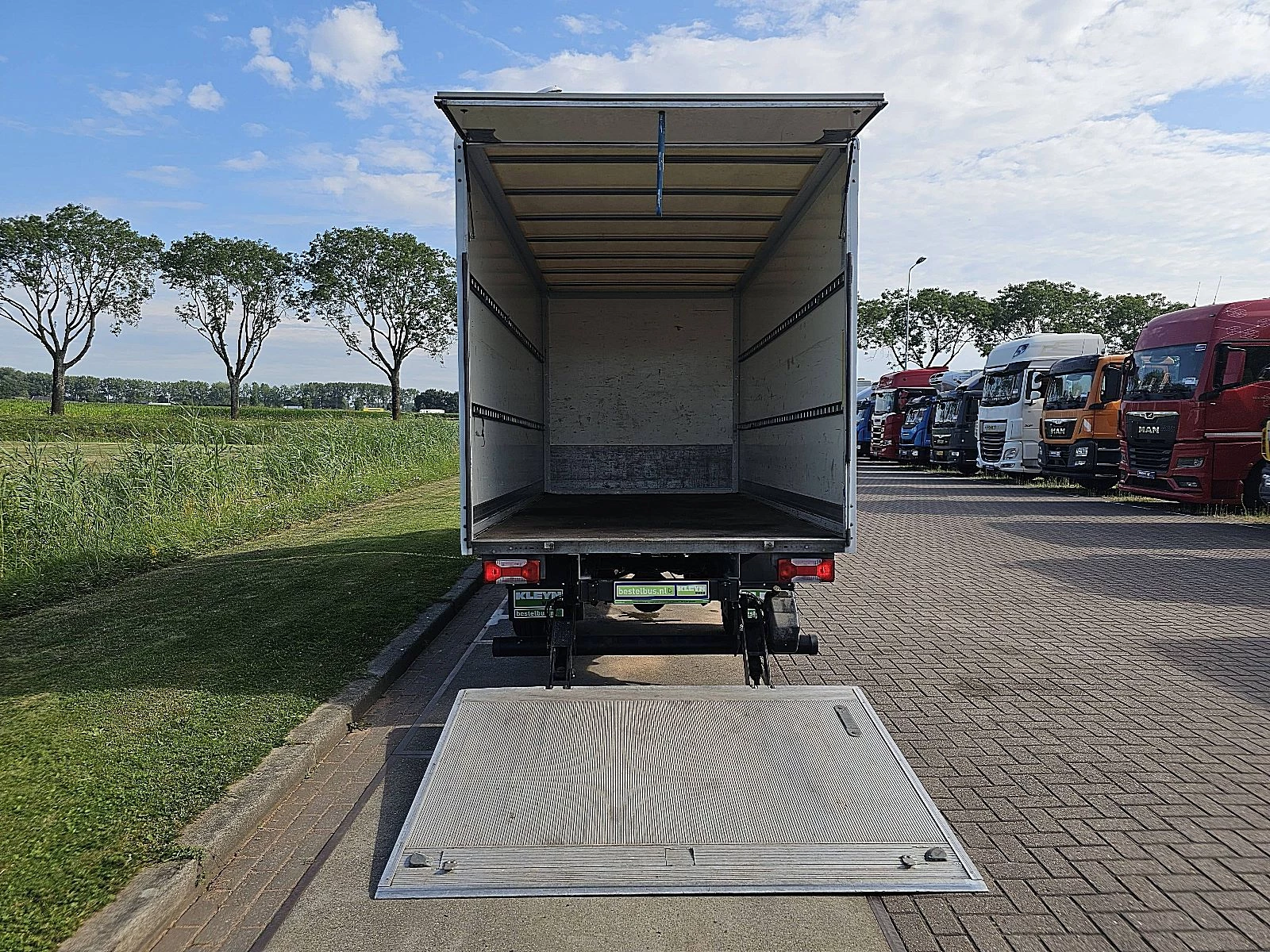 Iveco Daily 2022 - 35C16 imagem 11