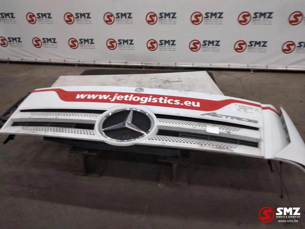 Mercedes-Benz 2014 - Occ motorkap + windgeleider links Mercedes obrázek 1