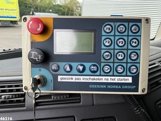 DAF FAN CF 330 Euro 6 Hiab 24 Tonmeter laadkraan Just 94.745 km! 2016 - N/A obrazek 23