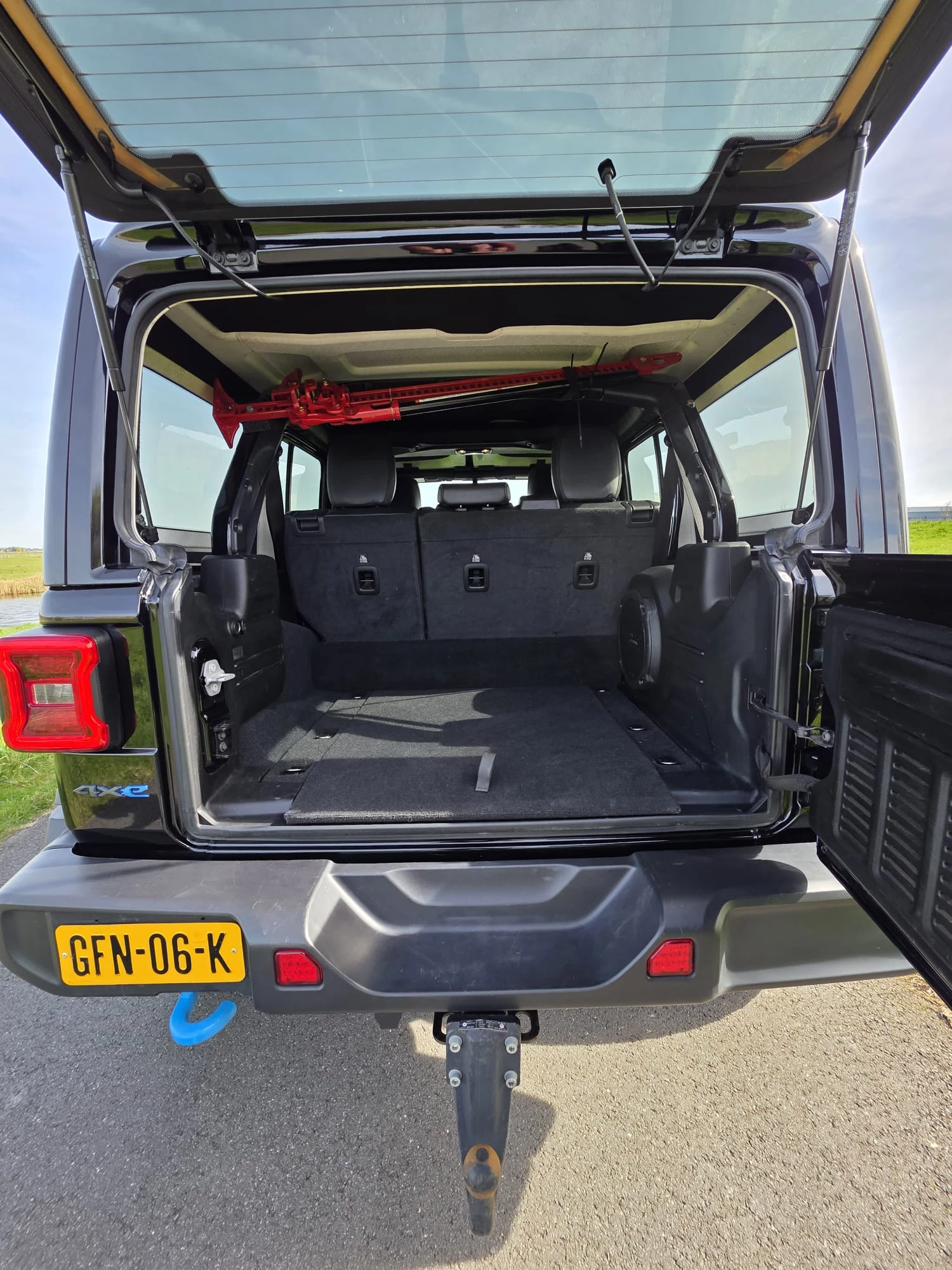 Jeep Wrangler 2022 - 4XE Rubicon - Cabrio/Hardtop - 4x4 - Hybride - 21.836 km - WARN - Alpine afbeelding 21