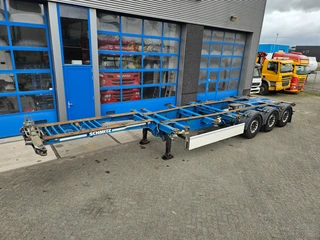 Schmitz Cargobull SGF S3 2014 - SGF S3 multichassis SAF disc Apk/TÜV 4-2027 à vendre