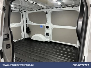 Ford Transit Custom 2024 - 2.0 TDCI 111pk L1H1 Euro6 Airco | Camera | LED | Apple Carplay | Cruisecontrol bild 13