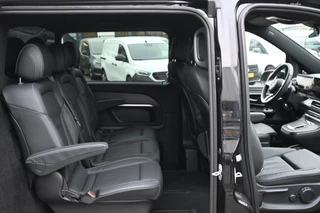 Mercedes-Benz V-Class 2024 - 300d 4-Matic AMG DC L3 XL zdjecie 10