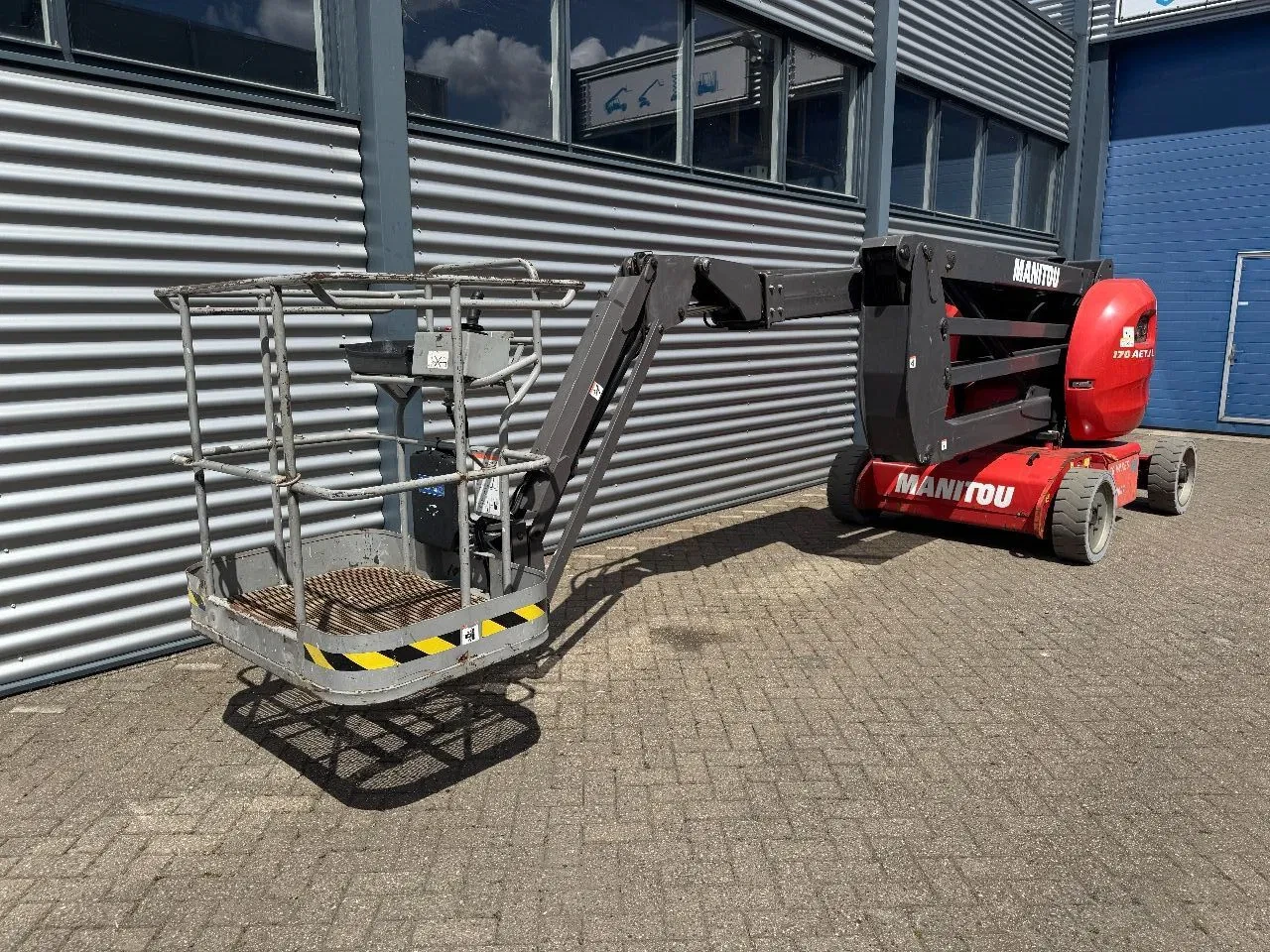 Manitou 2011 - 170AETJ L Hoogwerker Knikarmhoogwerker image 1