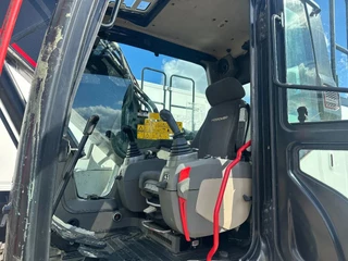 HIDROMEK N/A 2021 - HMK 230 LC-4, CE, 600 MM PADS, AUX PIPING, REVERSE CAMERA , AUTO LUB AC image 16