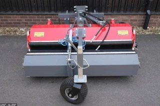 Eurotrac N/A 2024 - Veegmachine met hydraulische opvangbak 180cm zdjecie 2