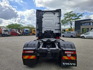 Volvo FH 2019 - FH4-460 / VEB+ / HYDRAULICS / DOUBLE TANK / SMART TACHO V2 / 688399 KM / LWDS / FRIDGE / AUTOMATIC / EURO-6-D / 2019 image 4