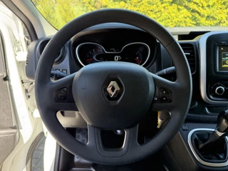 Renault Trafic 2021 - 2.0 dCi 146 PK / AUTOMAAT / L1H1 / 1e EIG. / 2x SCHUIFDEUR / INRICHTING / CAMERA / 3-ZITS image 13