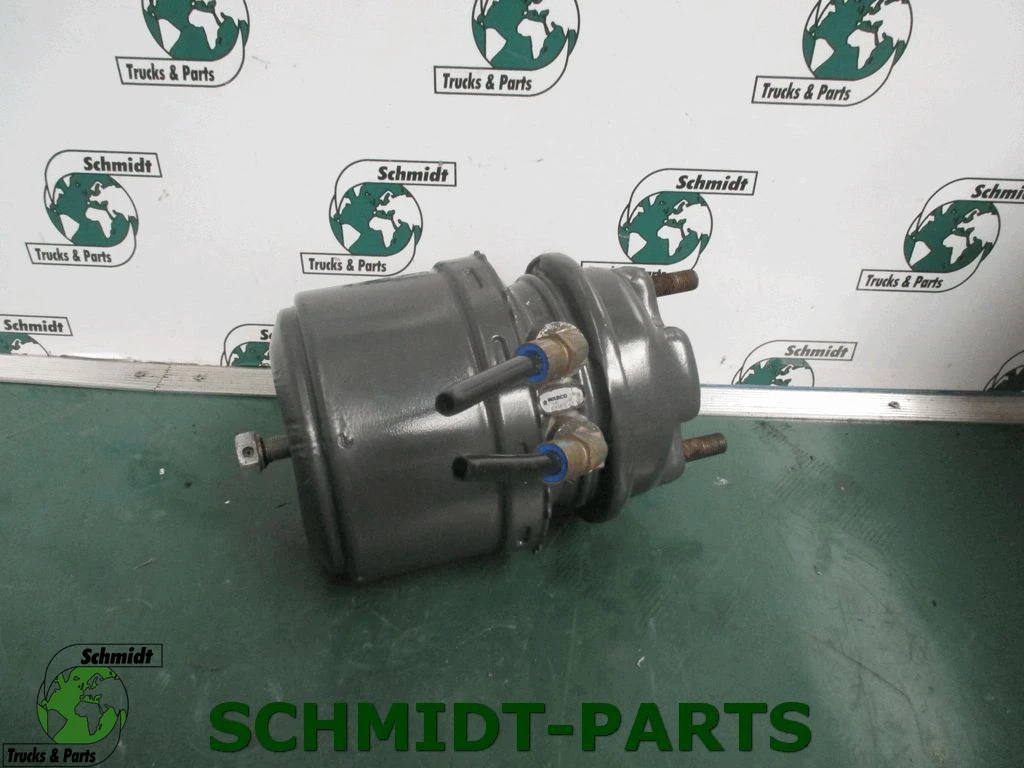 Renault 2017 - 7421283614 Rembooster image 1