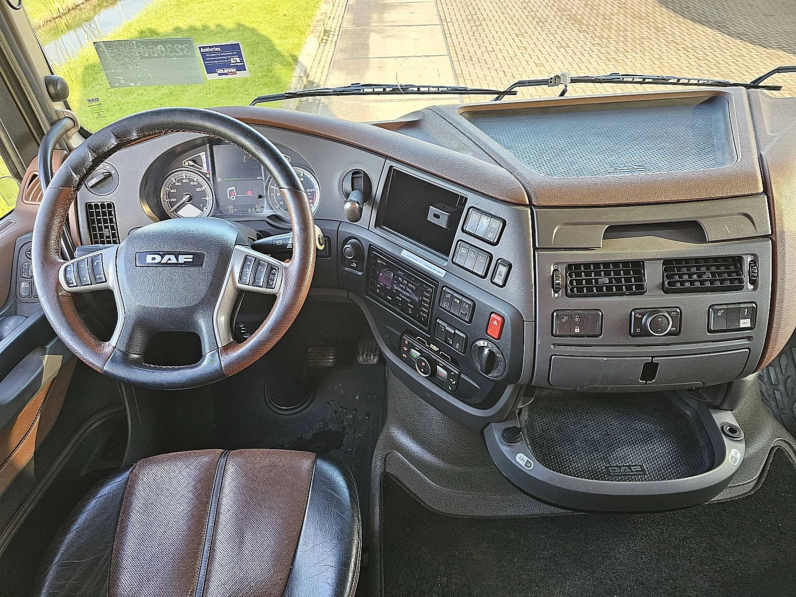 DAF 2019 - XF 530 zdjęcie 8