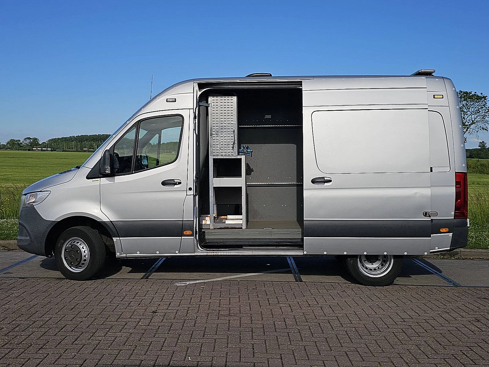 Mercedes-Benz Sprinter 2020 - 514 obrázek 17