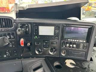 Scania P 2013 - P360 8x2*6 + MKG HLK161 A2 image 11