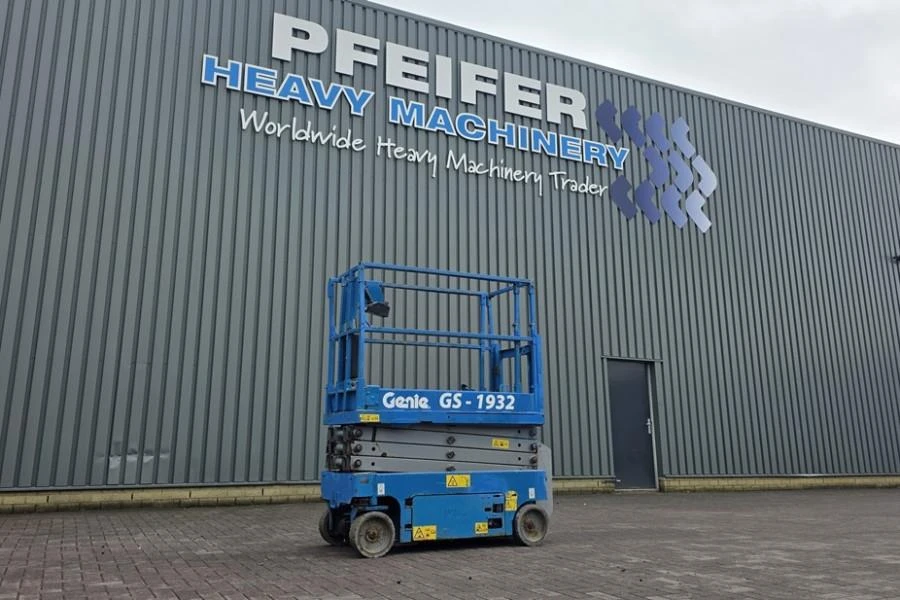 Genie 2015 - GS1932 Electric, Working Height 7.8 m, 227kg Capac immagine 1