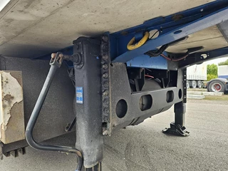 Krone SD | FRIGE TRAILER WITH CARRIER |  AND LOADING LIFT. APK/Tuv 07-03-2027 2008 - N/A zdjecie 10