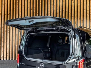 Mercedes-Benz V-Class 2024 - 300d Extra Lang Avantgarde Dubbele Cabine immagine 48