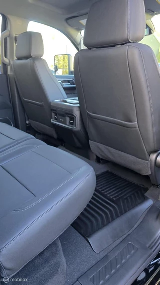 Chevrolet 6.6 V8 Duramax 2026 - Trail Boss image 25