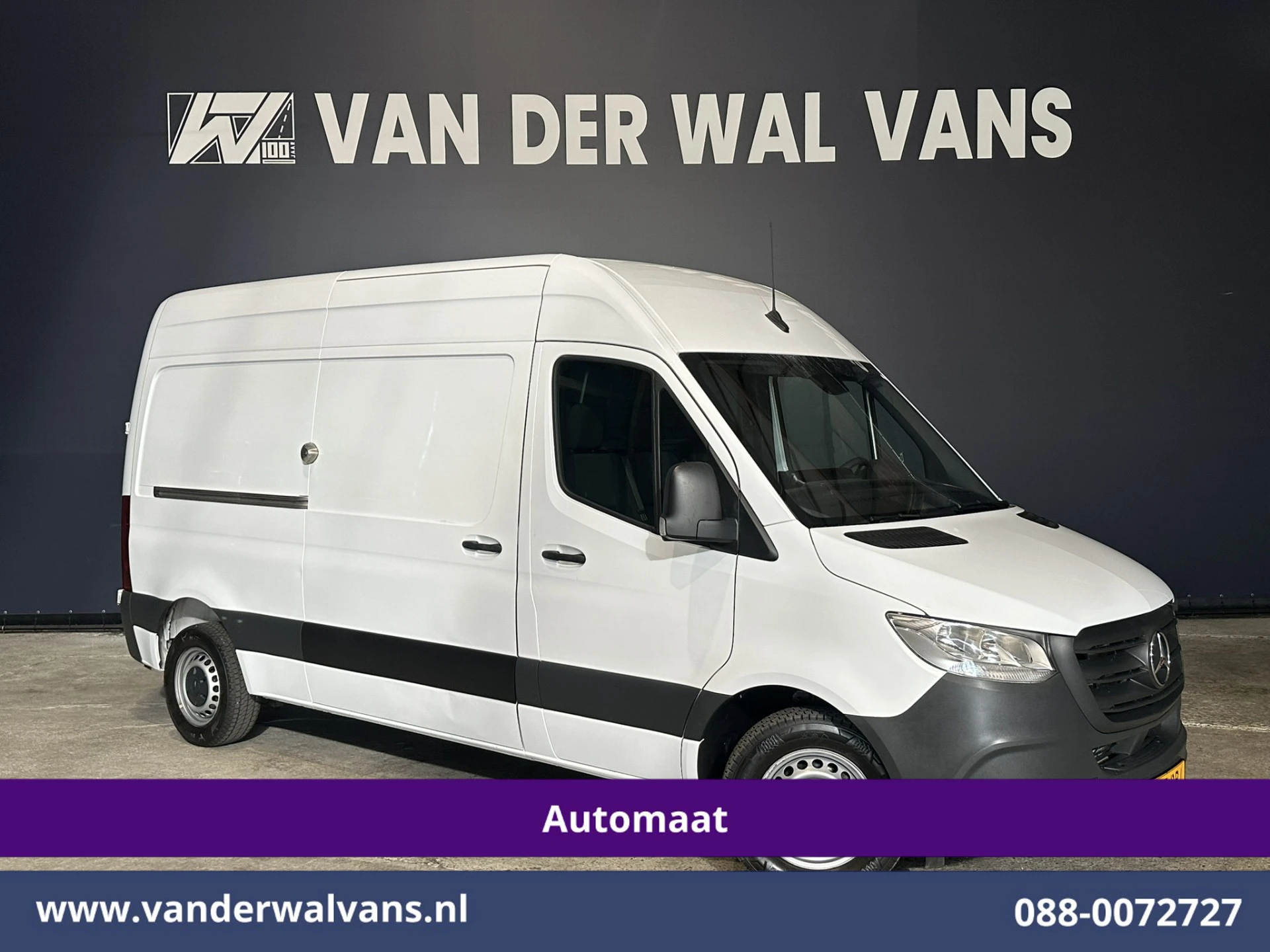 Mercedes-Benz Sprinter 2022 - 215 CDI 150pk Automaat L2H2 Euro6 Airco | Camera | Navigatie | Apple Carplay afbeelding 1