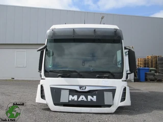 MAN TGX - CABINE MAN 18.500 EURO 6 MODEL 2020 zu verkaufen