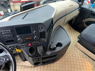 Mercedes-Benz Actros 2018 - Arocs 3363 3363 image 21