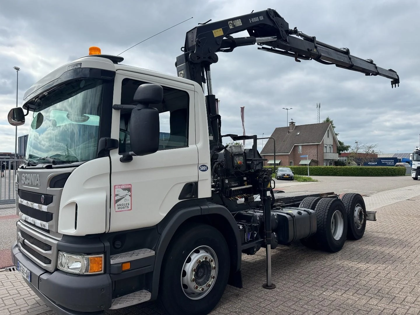 Scania P 2015 - P360 6x2, HIAB 188 E-3, Chassis / Fahrgestell imagem 6