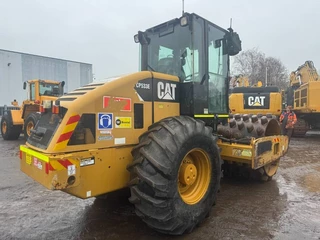 Cat N/A 2012 - CP 533 E image 5
