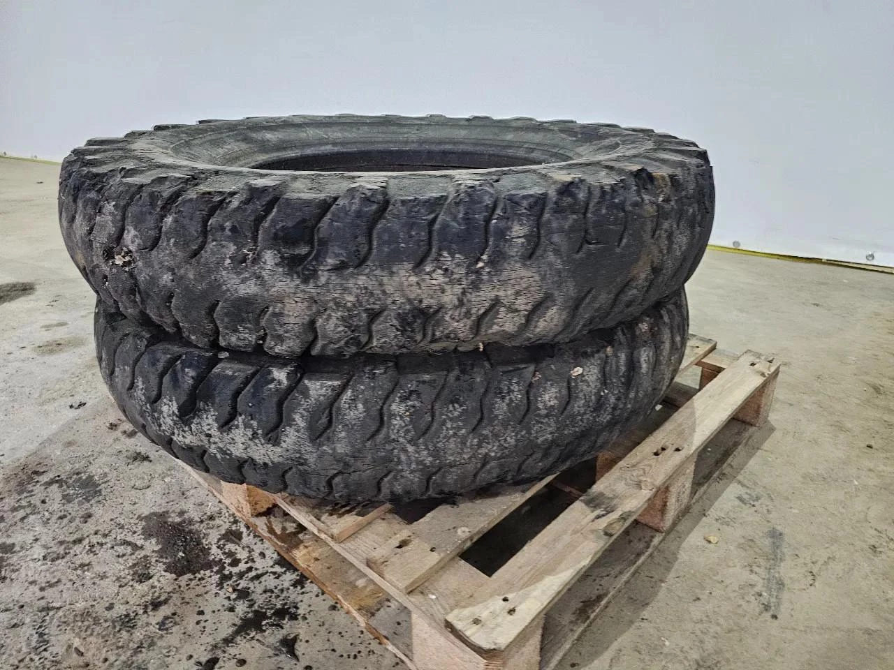 Goodyear 11.00-24 obrázek 2