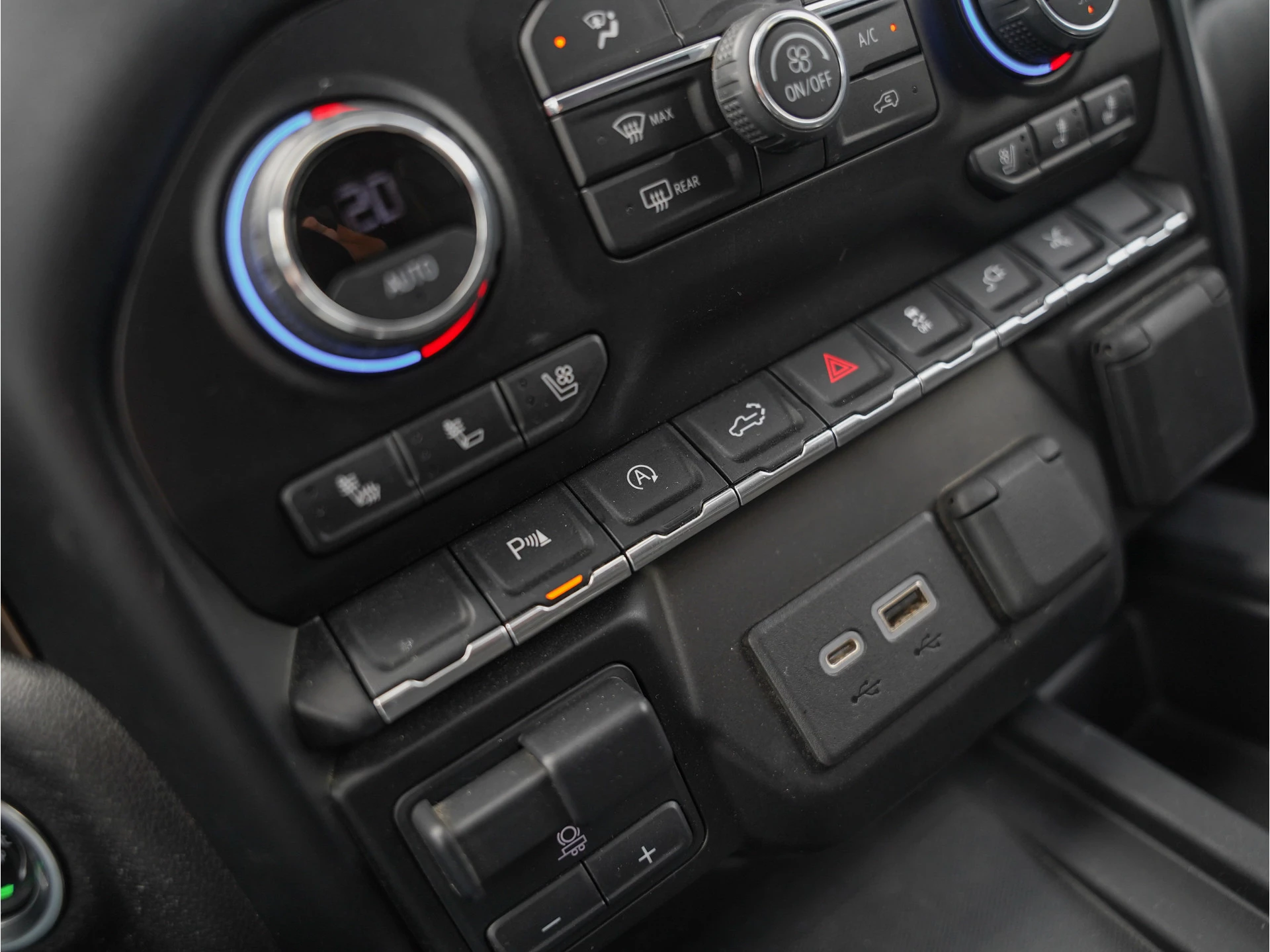 Chevrolet Silverado 2022 - High Country 6.2L V8 afbeelding 27